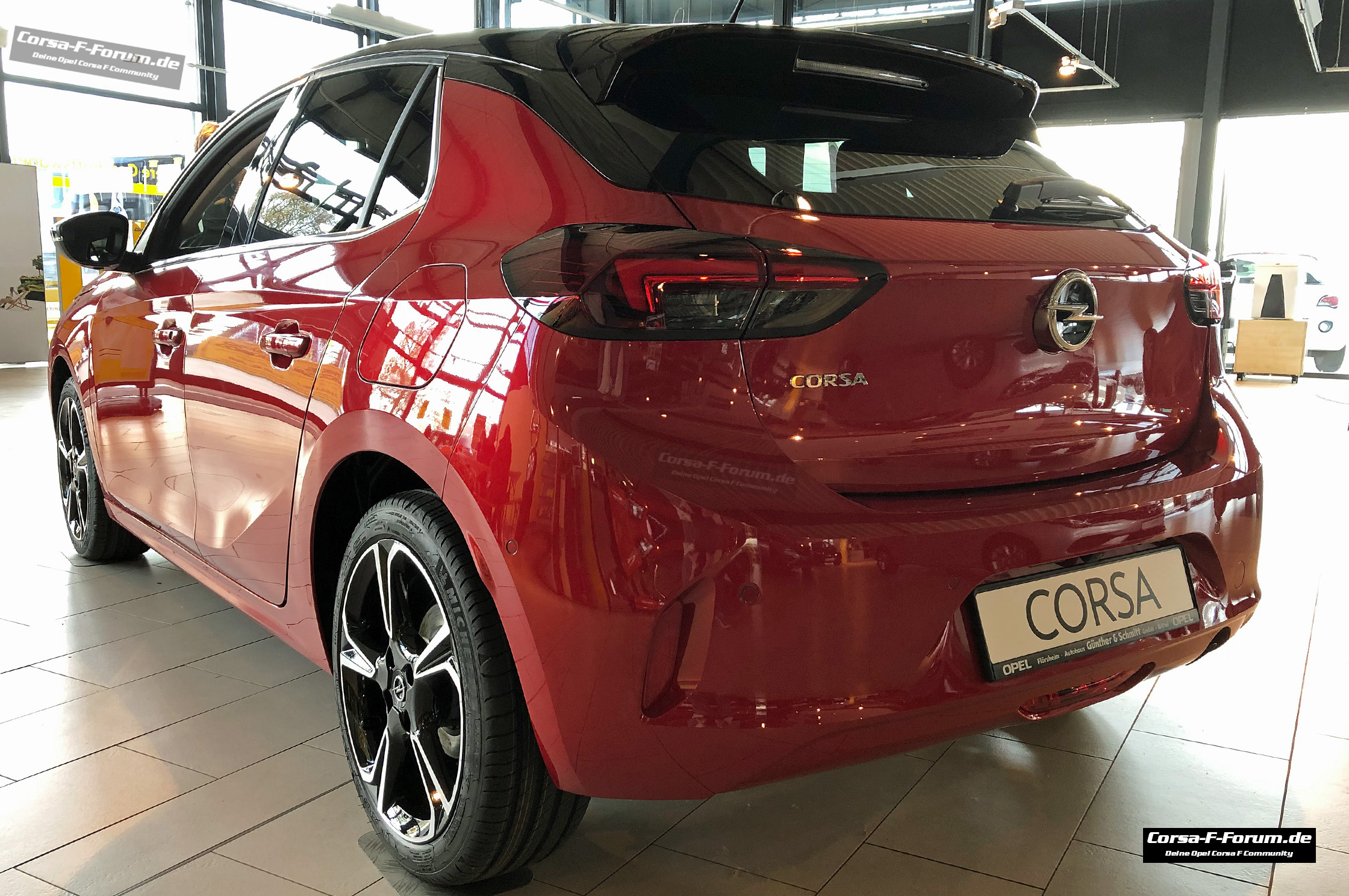 Der_neue_Corsa_F_OPEL_rot_Heck